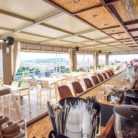 巴斯克奥斯酒店