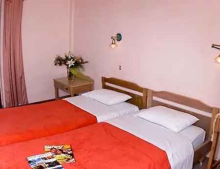 巴斯克奥斯酒店 3*