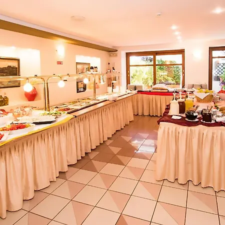 Готель Brascos 3*